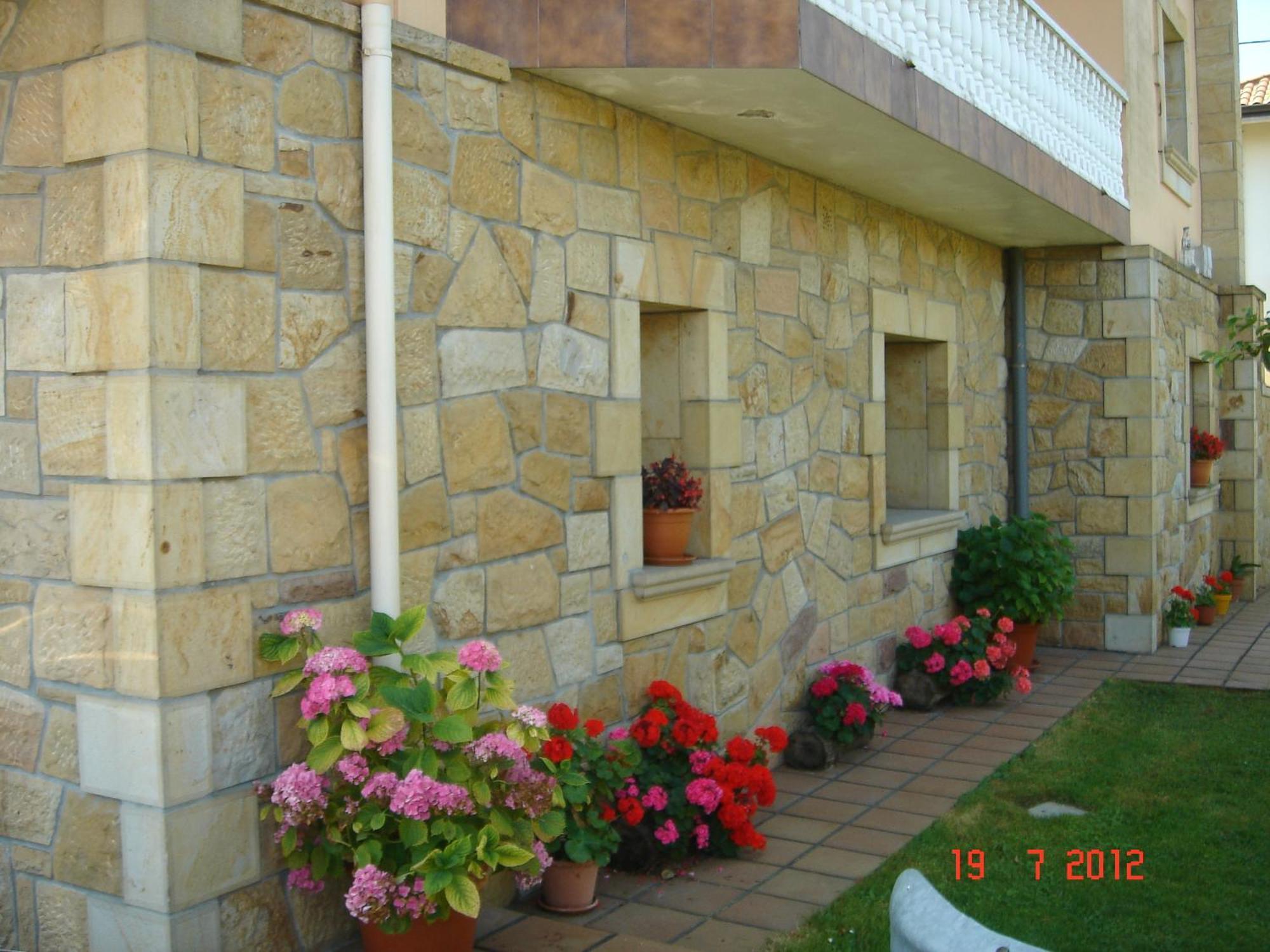 Residencial Santamaria Hotel Sancibrián Buitenkant foto
